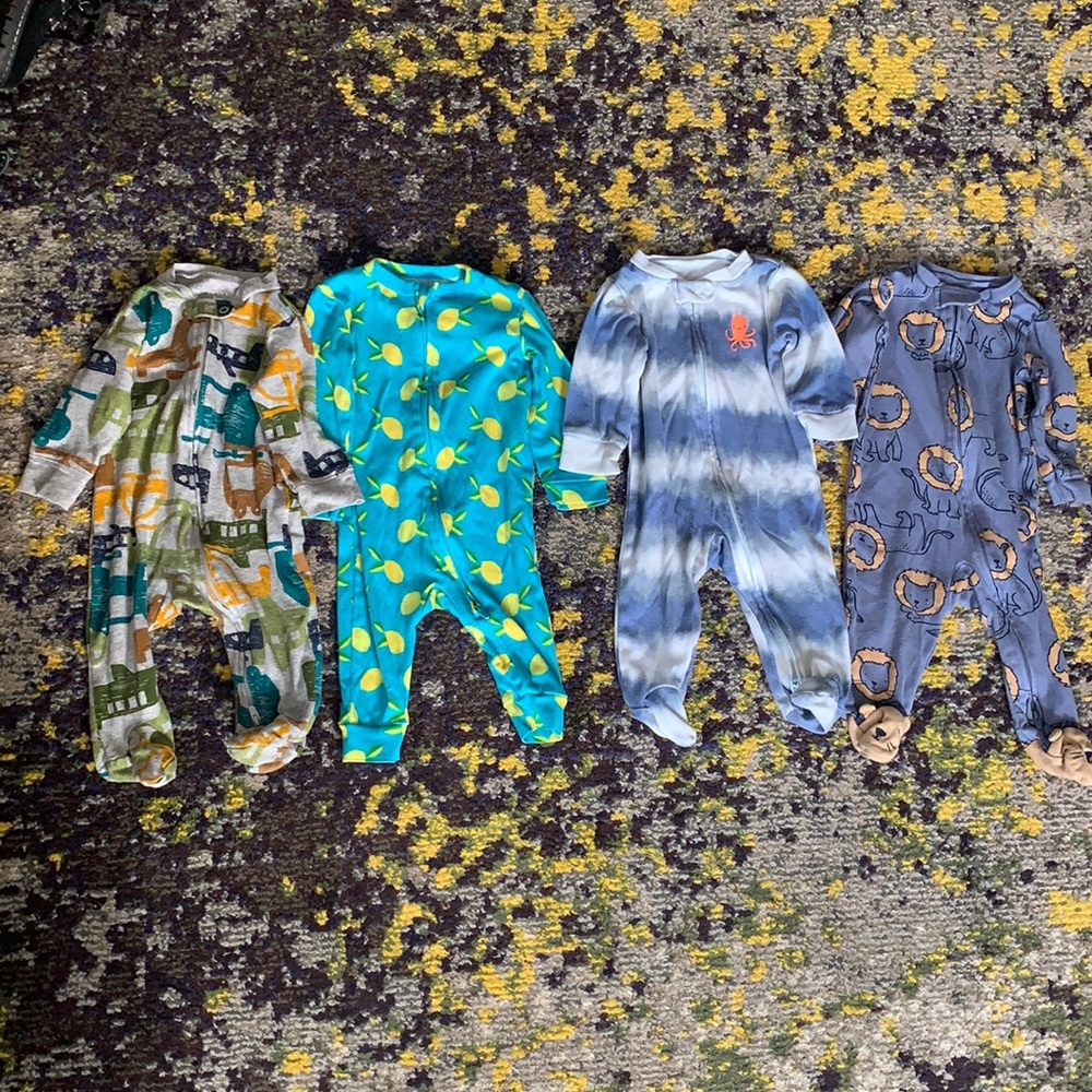 4 piece baby onesie lot